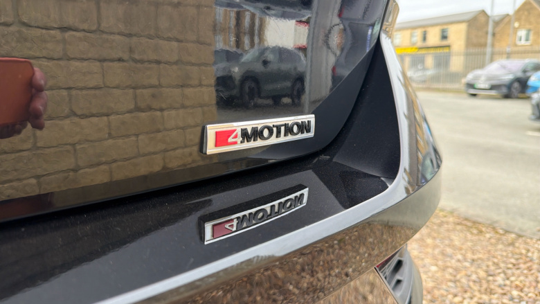 Volkswagen T-Roc 2.0 TDI 4MOTION SEL 5dr Diesel Hatchback